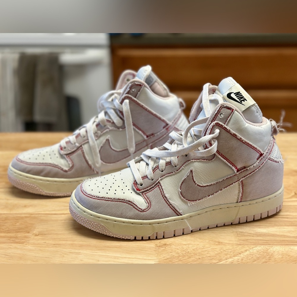 NIKE Women’s Dunk High 1985